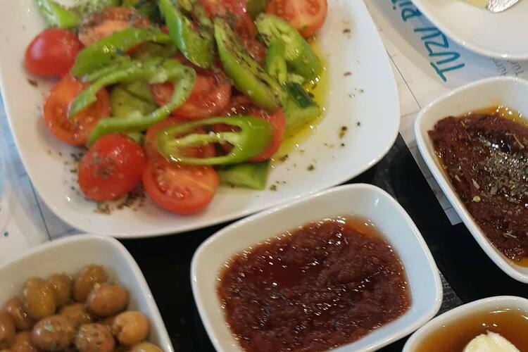 Tuzu Biberi Karsiyaka Izmir